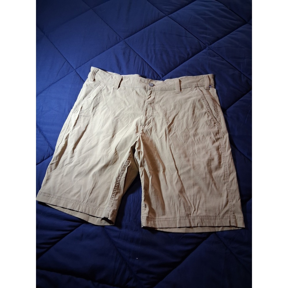Eddie Bauer Travex Mens Khaki Tan Hiking Travel Shorts Size 38 Flat Front